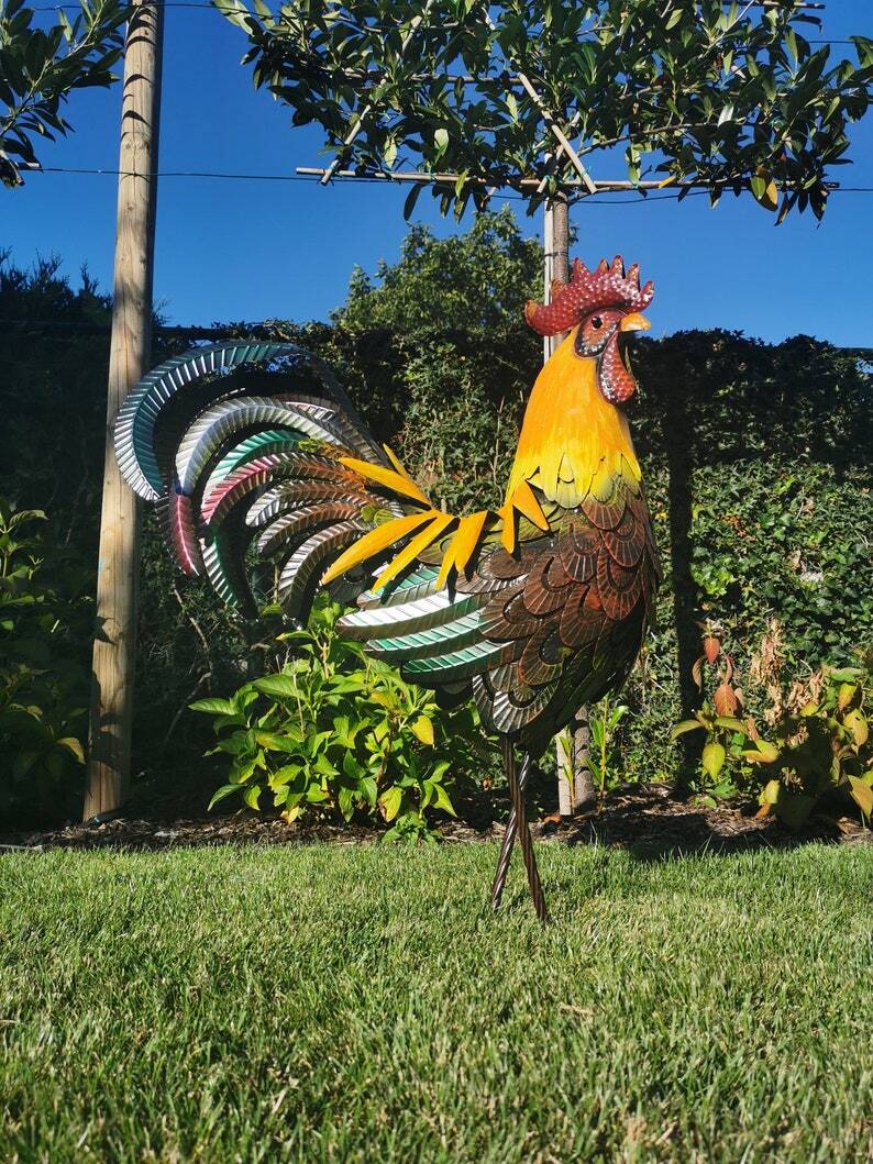 Large iron rooster - Decorative Rooster - Metal garden animals - Garden and patio inspiration