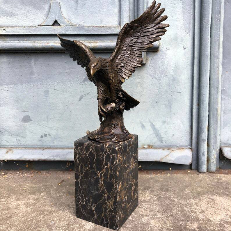Vintage Bronze Sculpture Fishing Eagle on Marble Base, Ideal Gift for Hunter or Birds Enthusiast, Collectible Figurine Bird with Fish Statue
