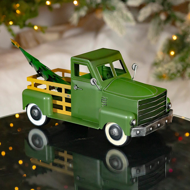 Small Truck with Christmas Tree in 2 Color Options