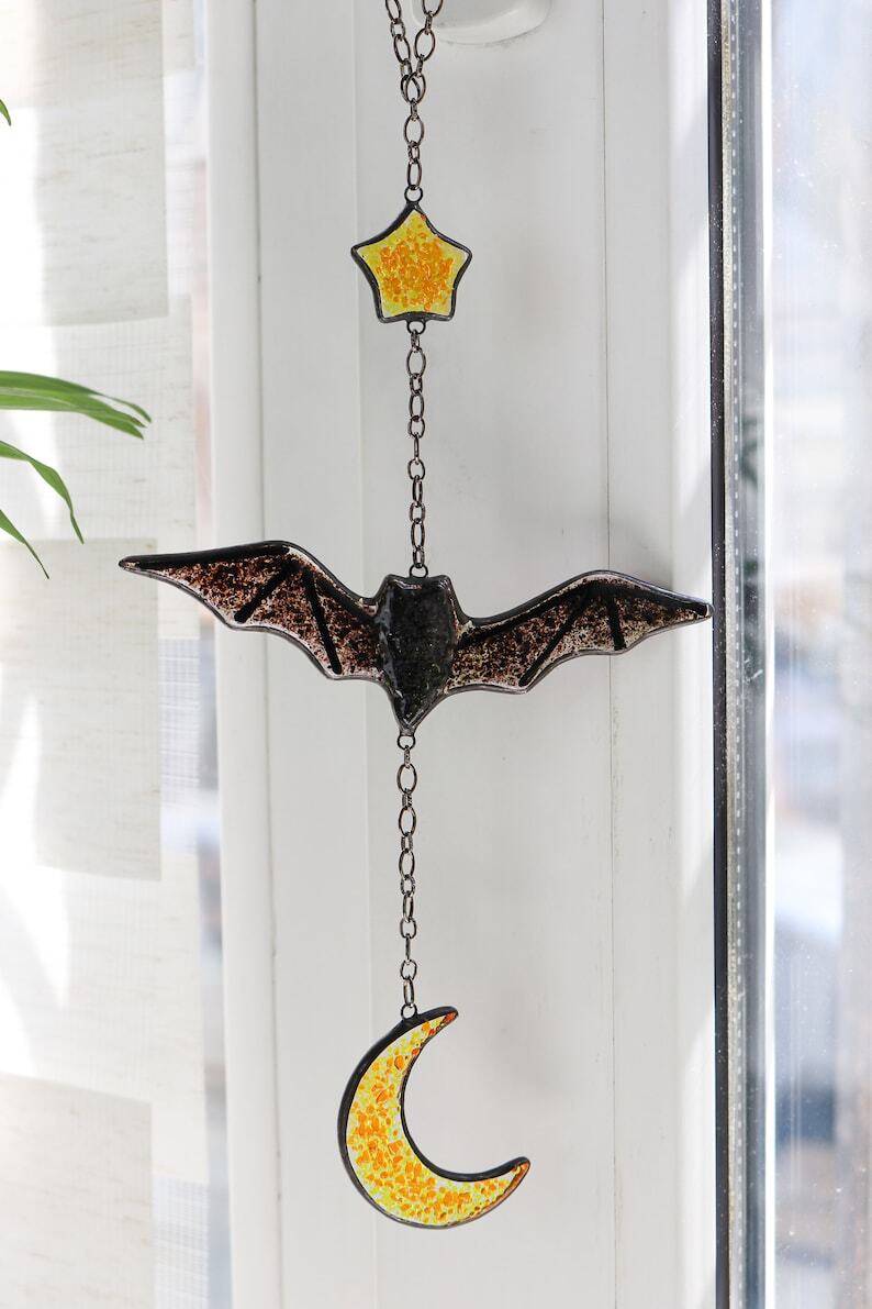Suncatcher bats with moon and star Hallowen decor Stained glass bats Suncatcher bats Suncatcher moon Moon decor wall hanging Window decor