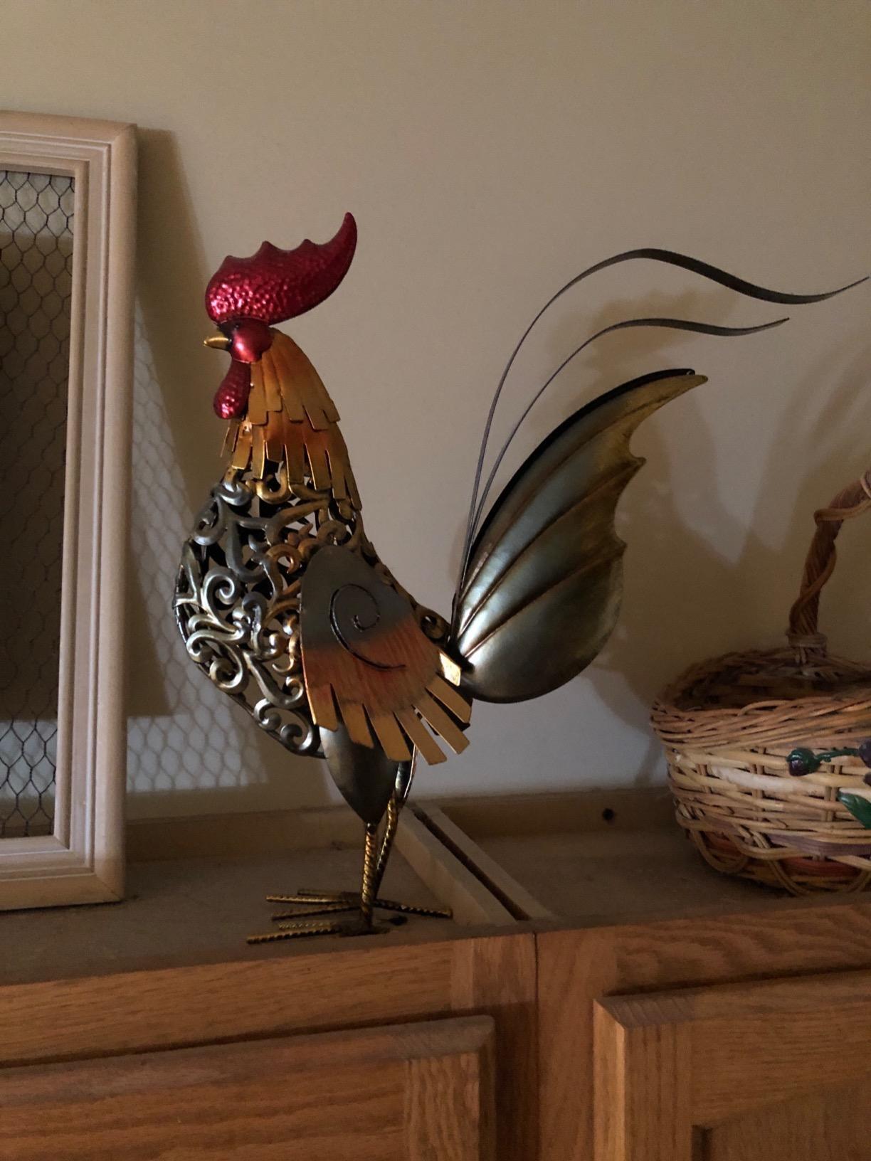 Iron rooster-Amazing detail and beautiful colours-Lawn & garden art ...