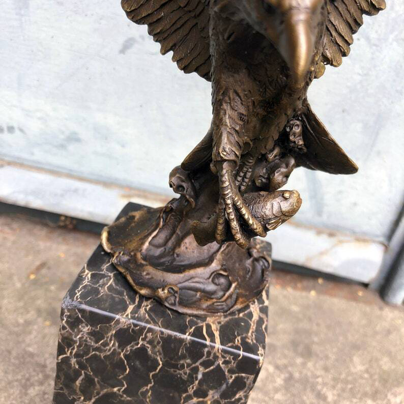 Vintage Bronze Sculpture Fishing Eagle on Marble Base, Ideal Gift for Hunter or Birds Enthusiast, Collectible Figurine Bird with Fish Statue