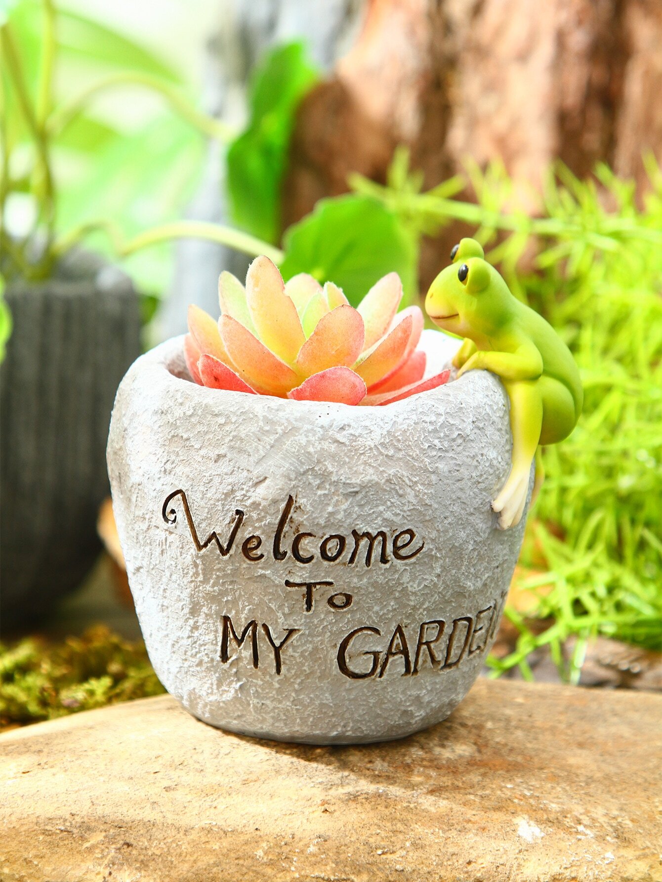 1pc ABS Garden Plant Pot, Creative Frog & Stone Design Flowerpot For Outdoor